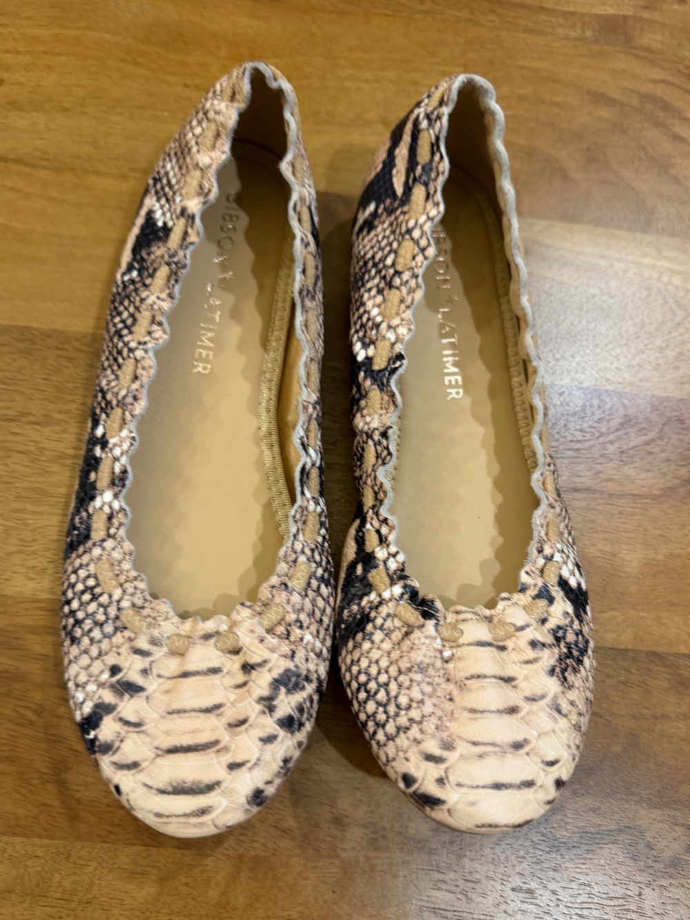 Gibson Latimer Goat Skin Leather in Snake-Print Ballet Flats Women’s Size 7.5